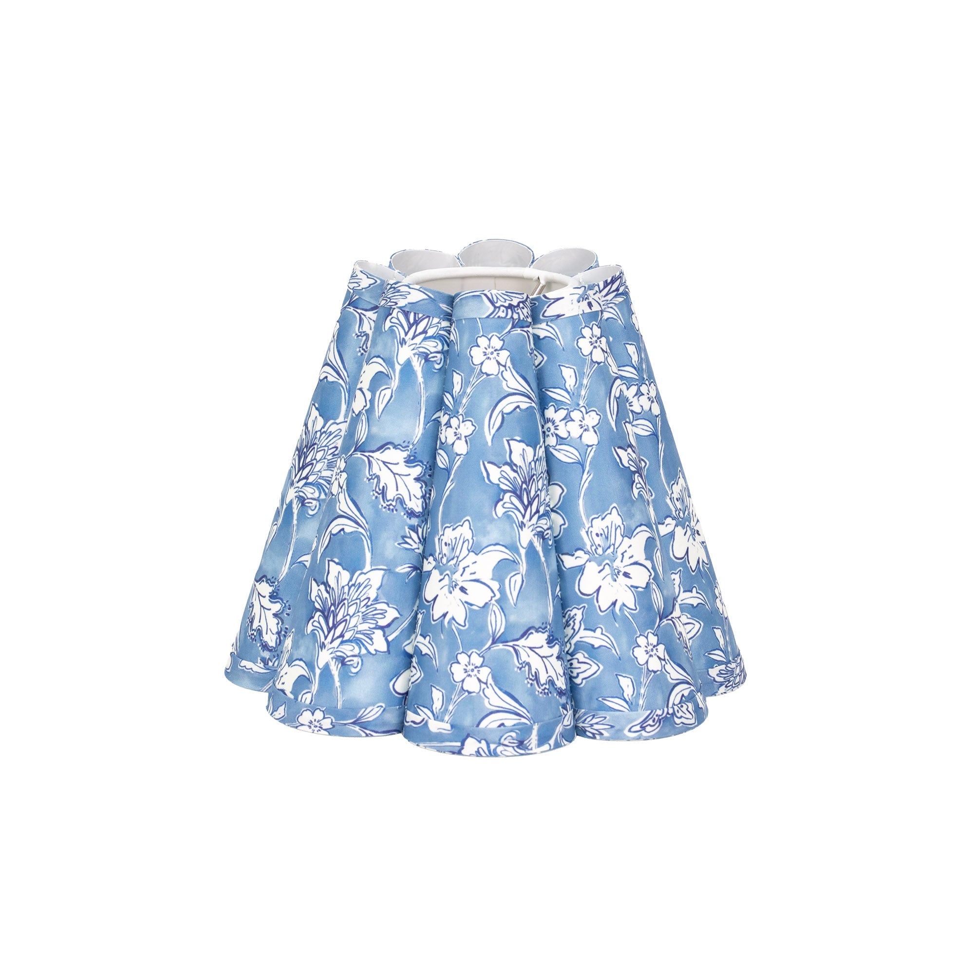 4.5x9x6'H Scalloped Print Shade