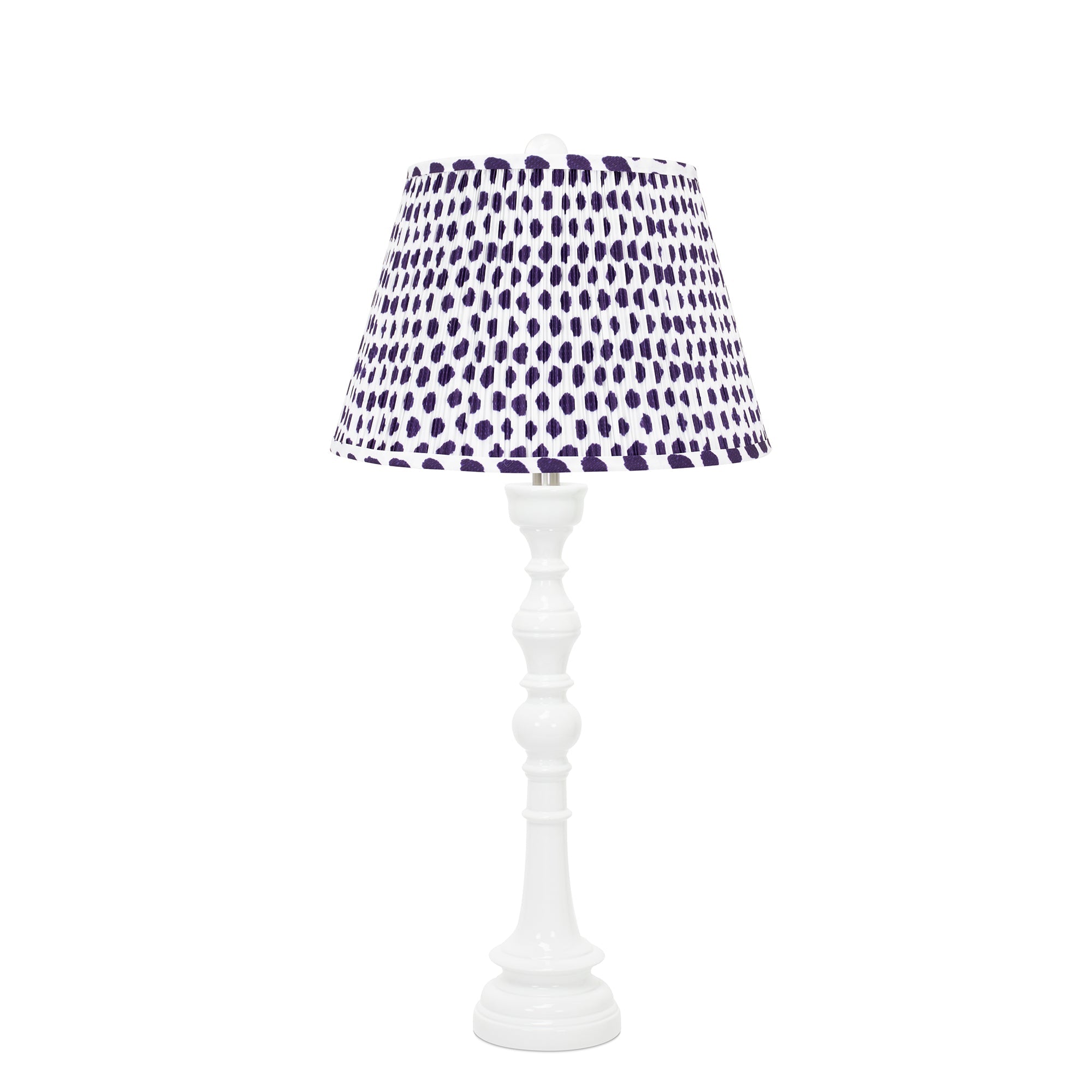 Weiße Spindeltischlampe mit Pleated Soft Hardback Shade