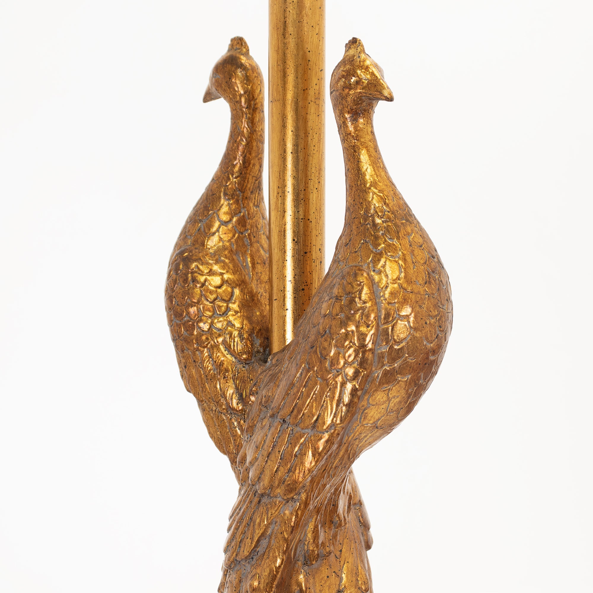 Goldene Pfauentischlampe