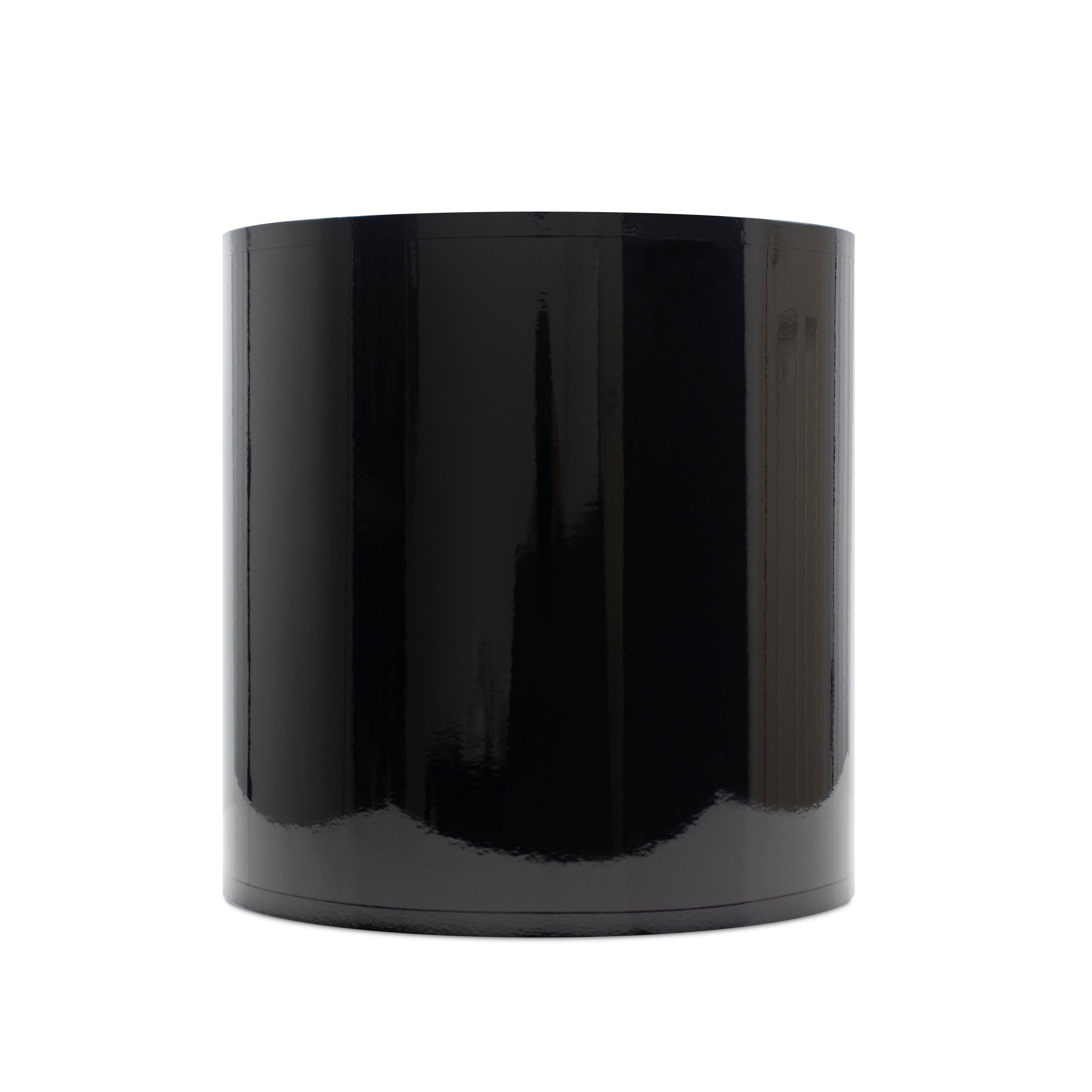 Schwarzer Onyx-Lackschatten mit Goldauskleidung